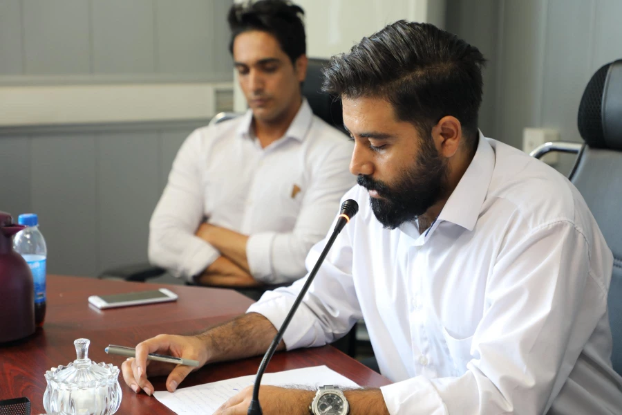 دیدار نیروهای شرکتی دانشگاه فرهنگیان با رئیس دانشگاه فرهنگیان 5