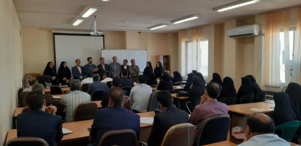 کارگاه آموزشی ( علمی - عملی ) مصاحبه گران متقاضیان ورود به دانشگاه فرهنگیان