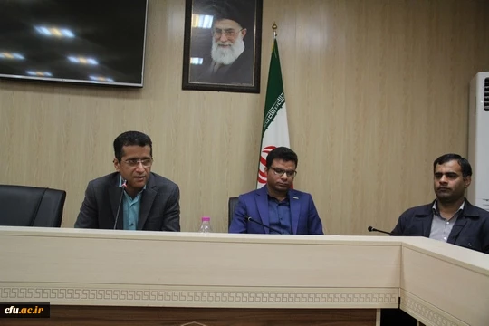 نشست خبری مدیریت امور پردیس های استان هرمزگان با اصحاب رسانه و تجلیل از خبرنگاران حوزه دانشگاه
 2