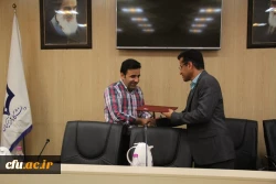 نشست خبری مدیریت امور پردیس های استان هرمزگان با اصحاب رسانه و تجلیل از خبرنگاران حوزه دانشگاه
 6