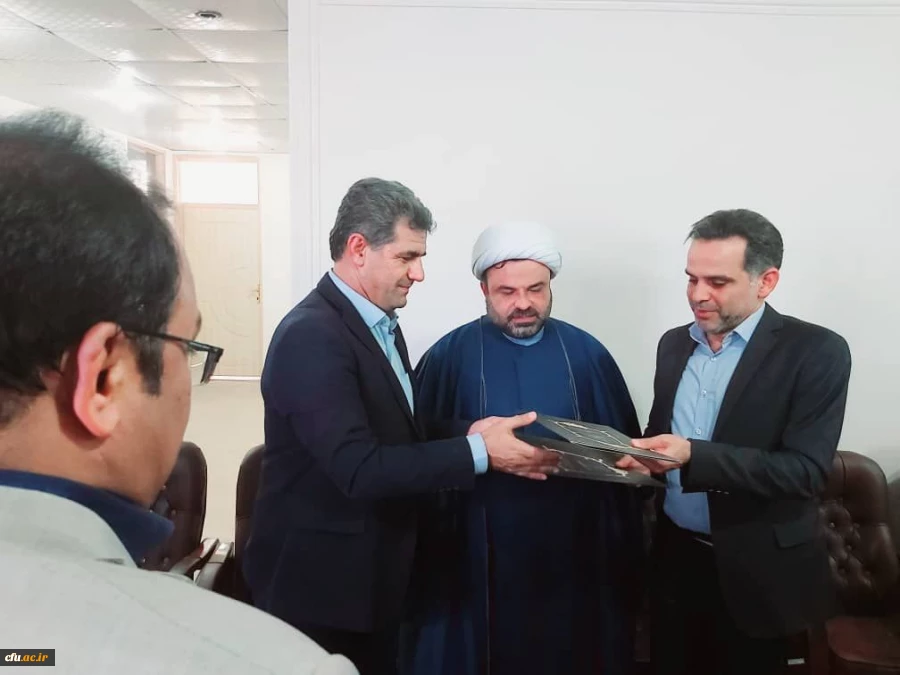 با حمایت مدیرکل آموزش و پرورش استان و نماینده مردم بوشهر، گناوه و دیلم در مجلس

برداشتن گام نخست در جذب سهمیه اختصاصی نیروی انسانی آموزش و پرورش استان بوشهر 2