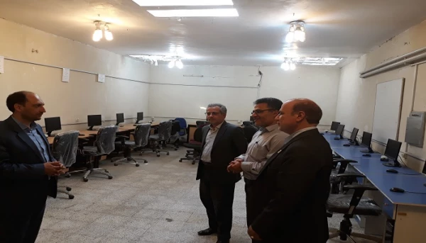 جناب آقای مهندس رضایی سرپرست مرکز هوشمند سازی دانشگاه فرهنگیان کشور و هیات همراه از پردیس ها و مراکز استان بازدید کردند 5