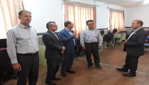 جناب آقای مهندس رضایی سرپرست مرکز هوشمند سازی دانشگاه فرهنگیان کشور و هیات همراه از پردیس ها و مراکز استان بازدید کردند 6