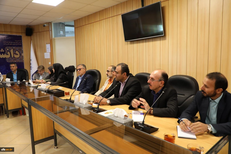 با حضور دکتر کچوئیان و نمایندگان سازمان مرکزی در حوزه های آزمون:

نشست توجیهی و هماهنگی اجرای آزمون اصلح برگزار شد 2