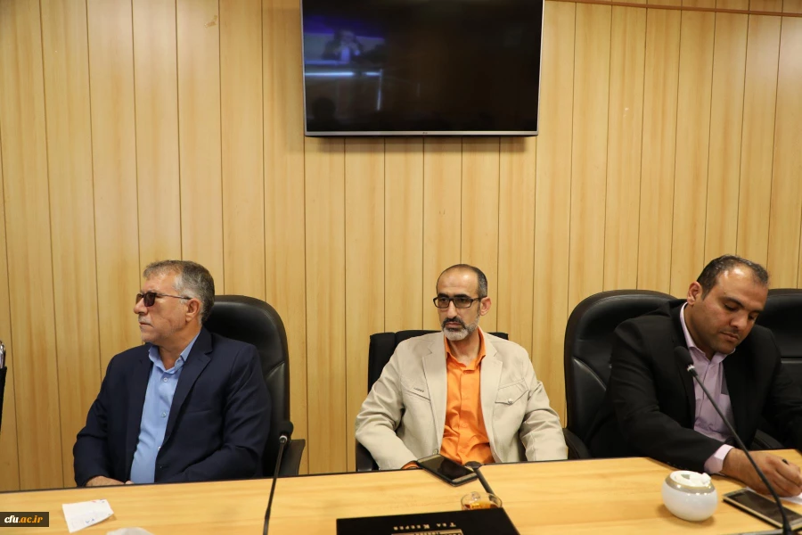 با حضور دکتر کچوئیان و نمایندگان سازمان مرکزی در حوزه های آزمون:

نشست توجیهی و هماهنگی اجرای آزمون اصلح برگزار شد 6