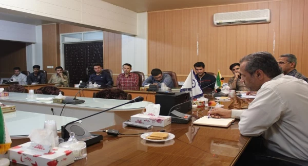 کاشی معاون هماهنگی پردیس های استان همدان در نشست صمیمی با نیروهای شرکتی:
کار در حوزه خدمات سخت و دشوار و در عین حال ارزشمند است