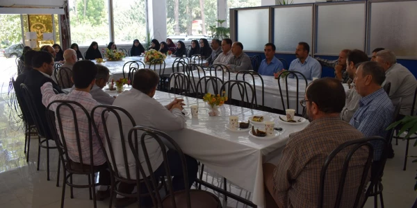 مراسم جشن عید سعید غدیر خم در پردیس شهید صدوقی برگزار شد. 3