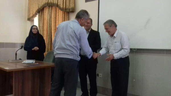 برگزاری جلسه رسیدگی به مشکلات نیروهای شرکتی در پردیس های دانشگاه فرهنگیان استان سمنان 6