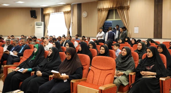 حجت الاسلام و المسلمین دادگر مسئول نهاد نمایندگی مقام معظم رهبری :
عید سعید غدیر خم، عید الله، اکبر است 3