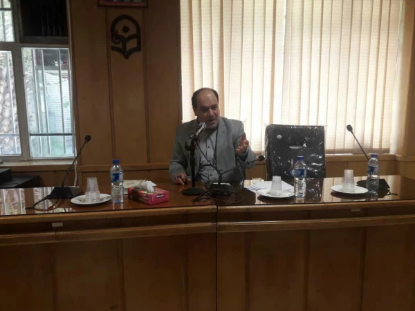 اولین نشست صمیمی جناب آقای دکتر افلاکی فرد مدیریت دانشگاه فرهنگیان فارس با تمامی پرسنل پردیس ها و مراکز 8