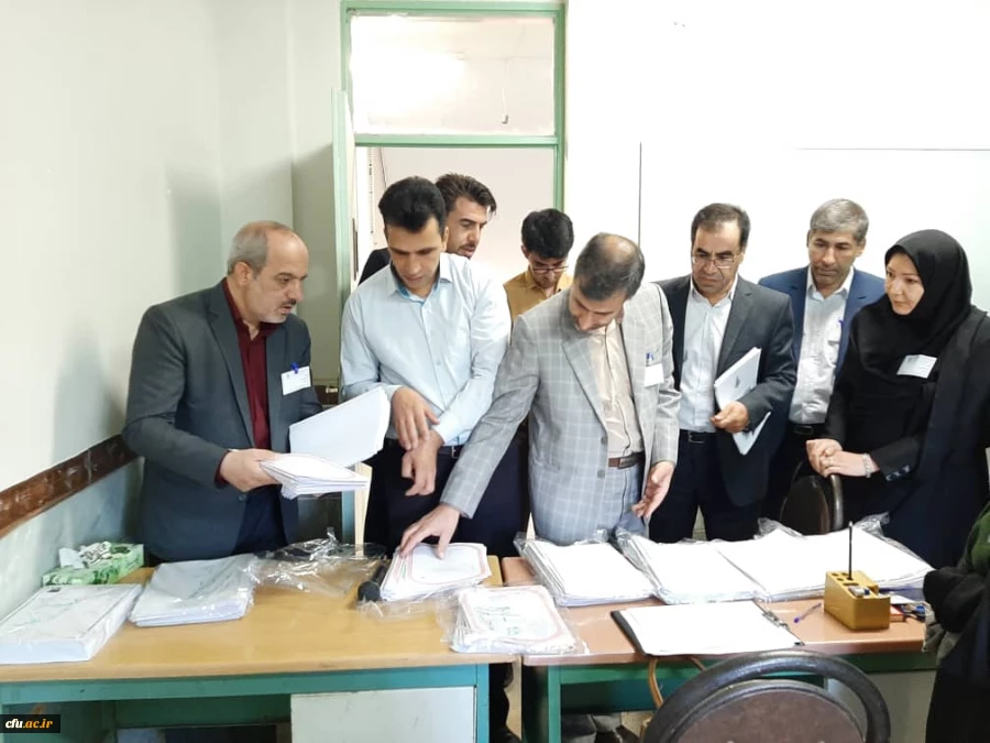 آزمون اصلح ویژه ی مهارت آموزان در پردیسهای استان مرکزی برگزار شد. 14