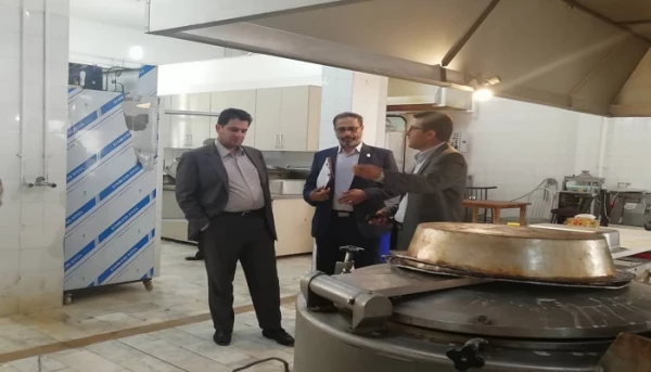 به منظور آشنایی با مشکلات و تنگناهای استانها برای بازگشایی مطلوب در مهر ماه 98

دکتر روشندل معاون آموزشی و تحصیلات تکمیلی دانشگاه فرهنگیان و هیات همراه از فضاهای آموزشی، فرهنگی، ورزشی و سراهای دانشجویی مرکز امام خمینی (ره) شهر سلماس آذربایجان غربی بازدی