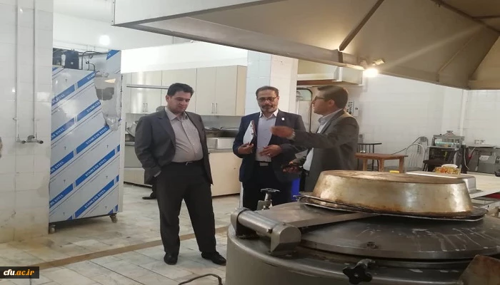 به منظور آشنایی با مشکلات و تنگناهای استانها برای بازگشایی مطلوب در مهر ماه 98

دکتر روشندل معاون آموزشی و تحصیلات تکمیلی دانشگاه فرهنگیان و هیات همراه از فضاهای آموزشی، فرهنگی، ورزشی و سراهای دانشجویی مرکز امام خمینی (ره) شهر سلماس آذربایجان غربی بازدی