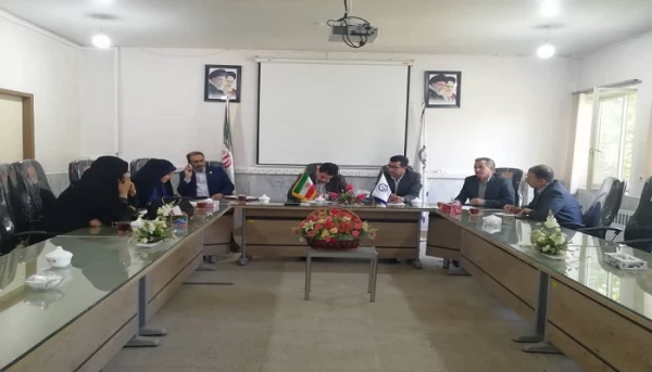 به منظور آشنایی با مشکلات و تنگناهای استانها برای بازگشایی مطلوب در مهر ماه 98

دکتر روشندل معاون آموزشی و تحصیلات تکمیلی دانشگاه فرهنگیان و هیات همراه از فضاهای آموزشی، فرهنگی، ورزشی و سراهای دانشجویی مرکز امام خمینی (ره) شهر سلماس آذربایجان غربی بازدی