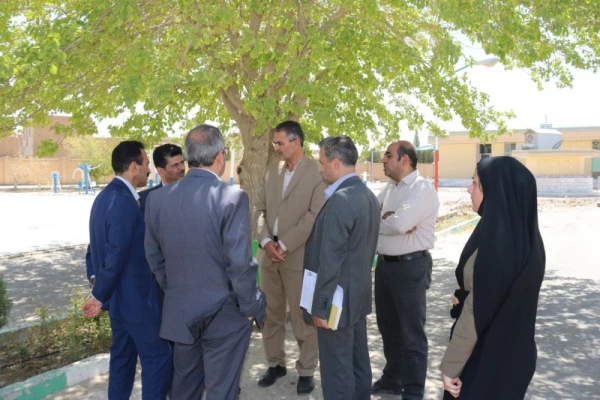 بازدید رئیس سازمان مدیریت و برنامه ریزی استان از پردیس حضرت فاطمه الزهرا (س) یزد
 7