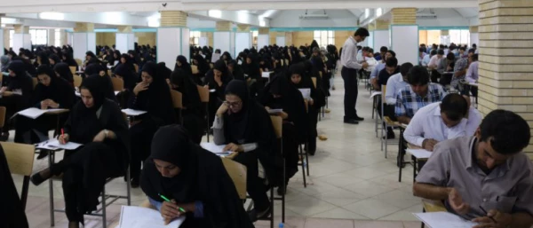 آزمون اصلح مهارت آموزان ماده 28 دانشگاه فرهنگیان استان، در سالن فجر دانشگاه یزد برگزار شد.
 2