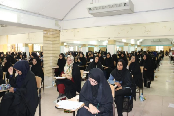 آزمون اصلح مهارت آموزان ماده 28 دانشگاه فرهنگیان استان، در سالن فجر دانشگاه یزد برگزار شد.
 7