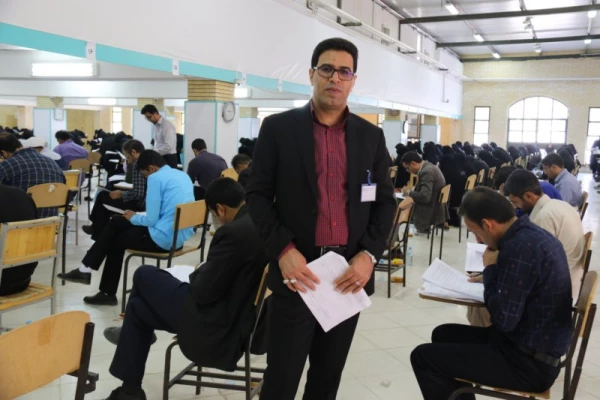 آزمون اصلح مهارت آموزان ماده 28 دانشگاه فرهنگیان استان، در سالن فجر دانشگاه یزد برگزار شد.
 17