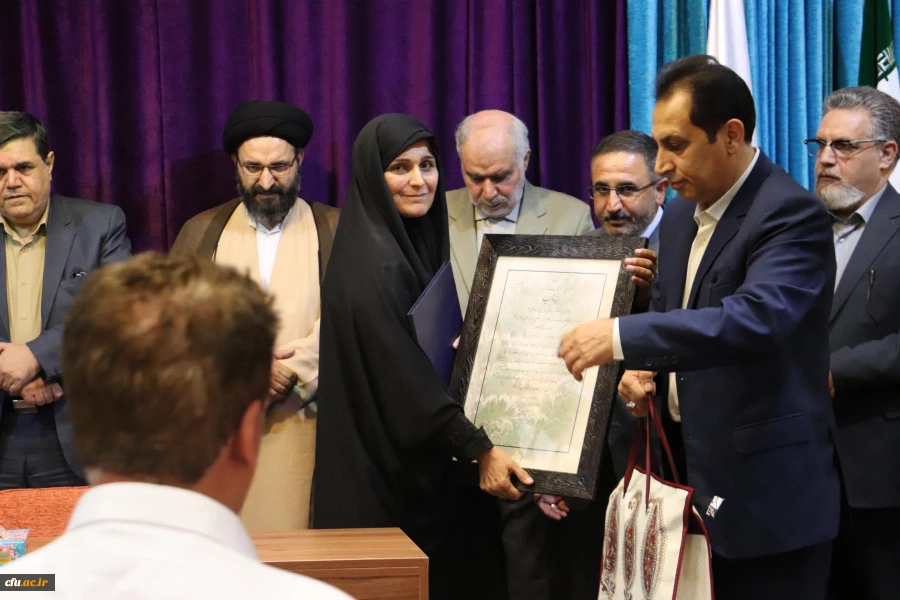 نکوداشت مرحوم کیا