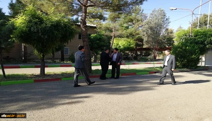دکتر روشندل معاون آموزشی و تحصیلات تکمیلی دانشگاه فرهنگیان و هیات همراه از فضاهای آموزشی، فرهنگی، ورزشی و سراهای دانشجویی مرکز امام خمینی (ره) سلماس بازدید نمودند 5