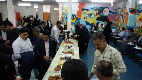 با حضور دکتر طاهری نیا معاون پژوهش و فناوری دانشگاه فرهنگیان کشور؛

افتتاحیه دوره کارشناسان پژوهش، کتابداران و گردانندگان نشریات در دانشگاه فرهنگیان کردستان برگزار گردید 2