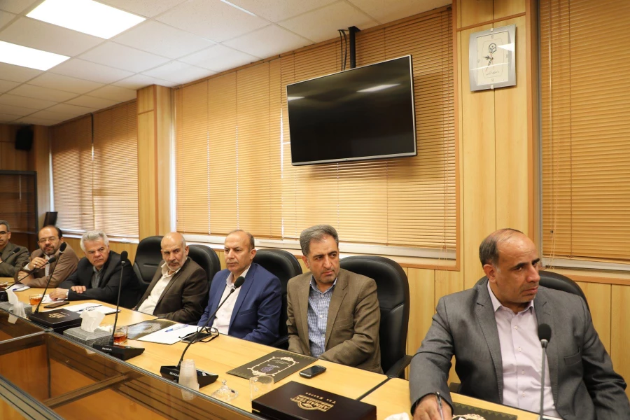 نشست صمیمی نمایندگان اساتید دانشگاه فرهنگیان با دکتر خنیفر 5