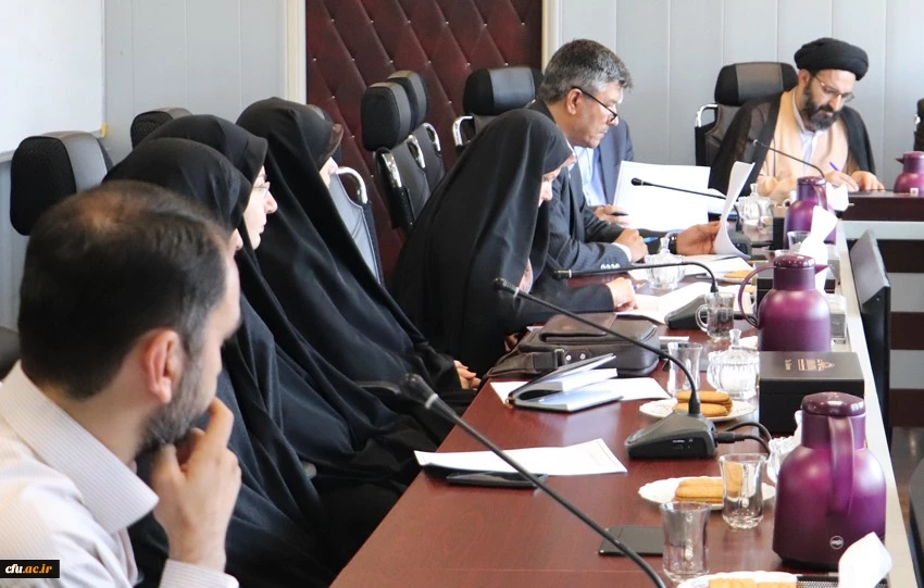 جلسه مصاحبه ا کارشناسان فرهنگی با حضور دکتر محمدی برگزارشد 4