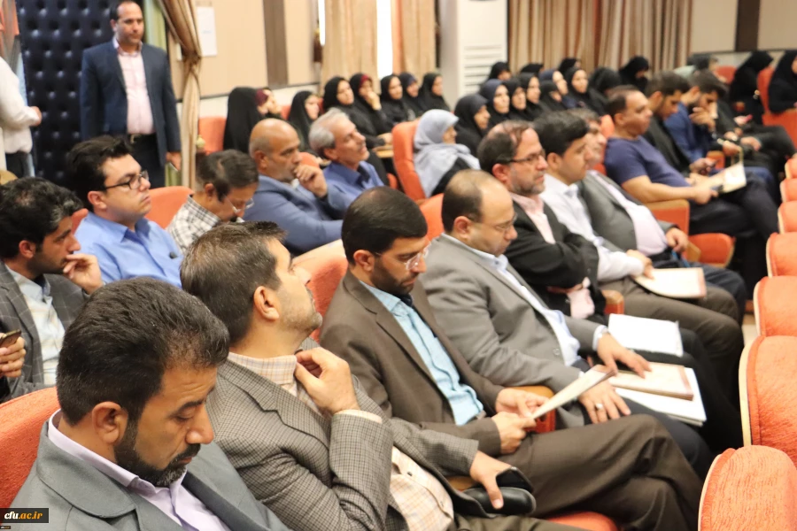 نکوداشت زنده یاد کیا با حضوربزرگان تعلیم وتربیت 3