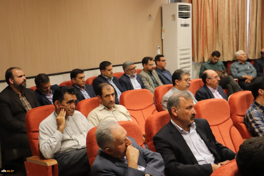 نکوداشت زنده یاد کیا با حضوربزرگان تعلیم وتربیت 6