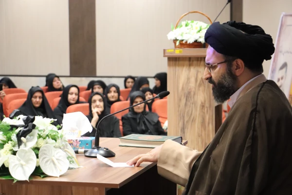 نکوداشت زنده یاد کیا با حضوربزرگان تعلیم وتربیت 8