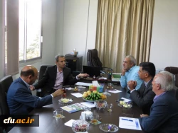 جلسه تبادل تجربه مدیران استانی با حضوردکترطاهری نیا برگزار گردید 7