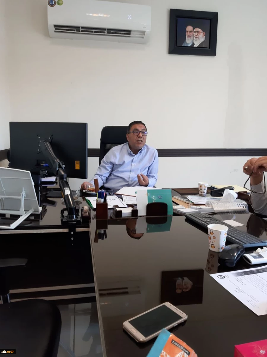 دکتر انصاری راد سرپرست معاونت دانشجویی در جلسه با همکاران حوزه دانشجویی:

ایجاد رضایتمندی و امید در دانشجومعلمان دو اصل اساسی در مسیر توسعه دانشگاه 2