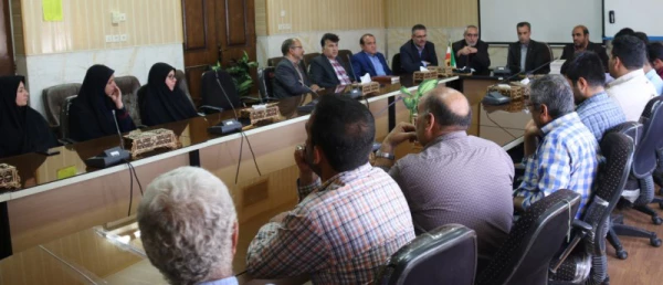 مراسم تکریم و تجلیل از تلاش های نیروهای شرکتی دانشگاه فرهنگیان یزد
 2