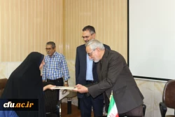 مراسم تکریم و تجلیل از تلاش های نیروهای شرکتی دانشگاه فرهنگیان یزد
 15