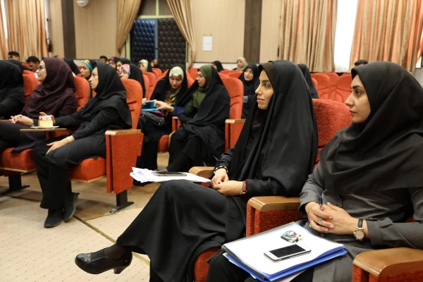 لزوم حمایت از  استعدادها و سرمایه های انسانی دانشگاه فرهنگیان 4