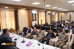 دکتر احمدی لاشکی نائب الرئیس کمیسیون آموزش و تحقیقات مجلس شورای اسلامی در جمع اعضای هیات علمی پیمانی جدید دانشگاه فرهنگیان کشور
دانشگاه فرهنگیان مادر همه دانشگاه ها است و باید داناترین ها معلم شوند.
 3