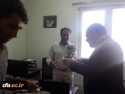 مراسم تقدیر و تکریم از کارکنان دانشگاه فرهنگیان فارس توسط جناب آقای دکتر افلاکی فرد بمناسبت هفته دولت و روز کارمند 2