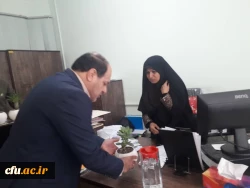 مراسم تقدیر و تکریم از کارکنان دانشگاه فرهنگیان فارس توسط جناب آقای دکتر افلاکی فرد بمناسبت هفته دولت و روز کارمند 7