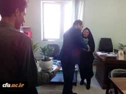 مراسم تقدیر و تکریم از کارکنان دانشگاه فرهنگیان فارس توسط جناب آقای دکتر افلاکی فرد بمناسبت هفته دولت و روز کارمند 10