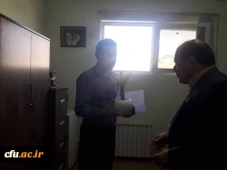 مراسم تقدیر و تکریم از کارکنان دانشگاه فرهنگیان فارس توسط جناب آقای دکتر افلاکی فرد بمناسبت هفته دولت و روز کارمند 11