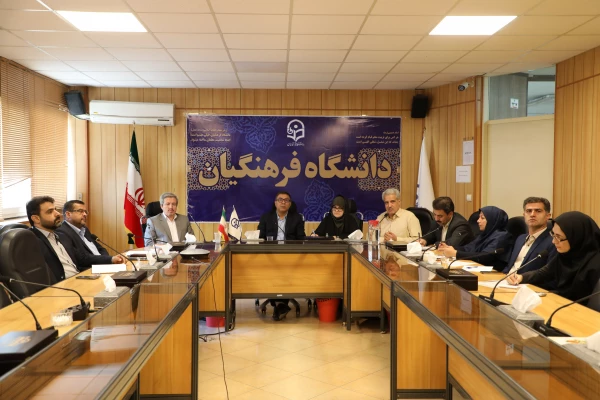 توجه به دو شاخص تدبیر و ارائه راهکار برای ایجاد یک روز به یاد ماندنی برای دانشجومعلمان و ورودی های جدید 6