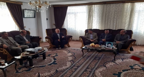 درپنجمین روز از هفته دولت در دانشگاه فرهنگیان استان اردبیل صورت پذیرفت:

دیدار با خانواده معظم شهید یوسفعلی اخوی 2