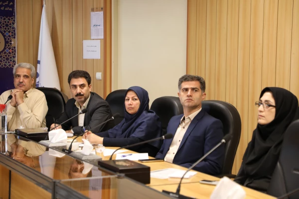 توجه به دو شاخص تدبیر و ارائه راهکار برای ایجاد یک روز به یاد ماندنی برای دانشجومعلمان و ورودی های جدید 5