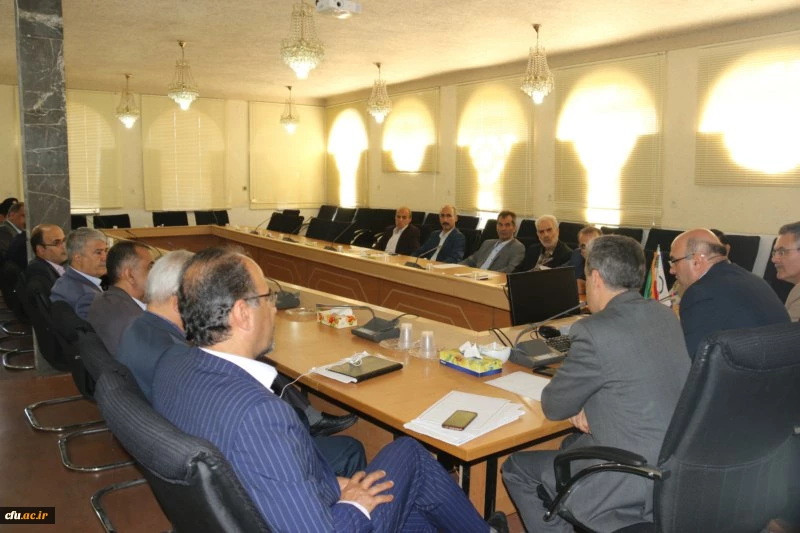 جلسه هماهنگی اعضای گروه های مصاحبه پذیرفته شدگان چند برابر ظرفیت دانشگاه فرهنگیان یزد 3