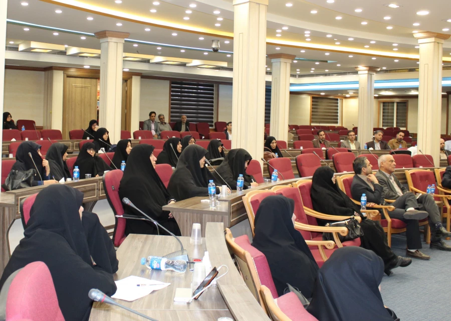 برگزاری جلسه توجیهی مصاحبه گران چند برابر ظرفیت ورودی دانشگاه فرهنگیان استان قم 3