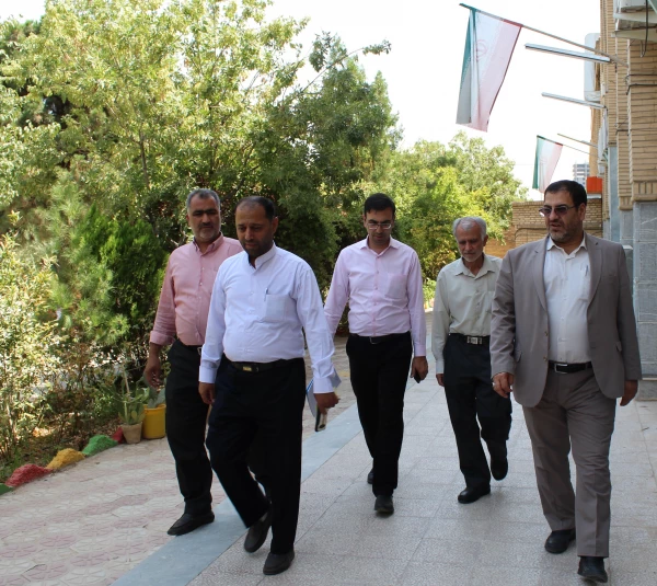 بازدید سرپرست مدیریت امور پردیس های استان از مراحل آماده سازی پردیس های سطح استان 7