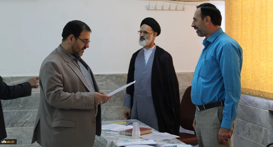 بازدید سرپرست مدیریت استانی از مراحل مصاحبه پذیرفته شدگان چند برابر ظرفیت ورودی 98 5