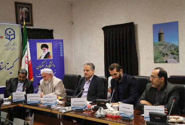 از ظرفیت های عظیم خیرین غافل شده ایم و باید از این ظرفیت های ارزشمند استفاده کنیم
 6