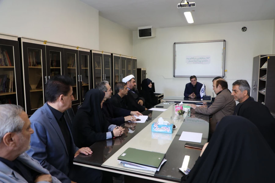 پژوهش در عرصه تربیت معلم باید توسعه یابد 2