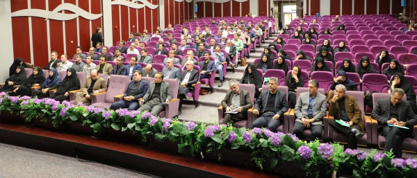 آموزش های الکترونیکی  گامی در راستای تحقق  عدالت آموزشی 4